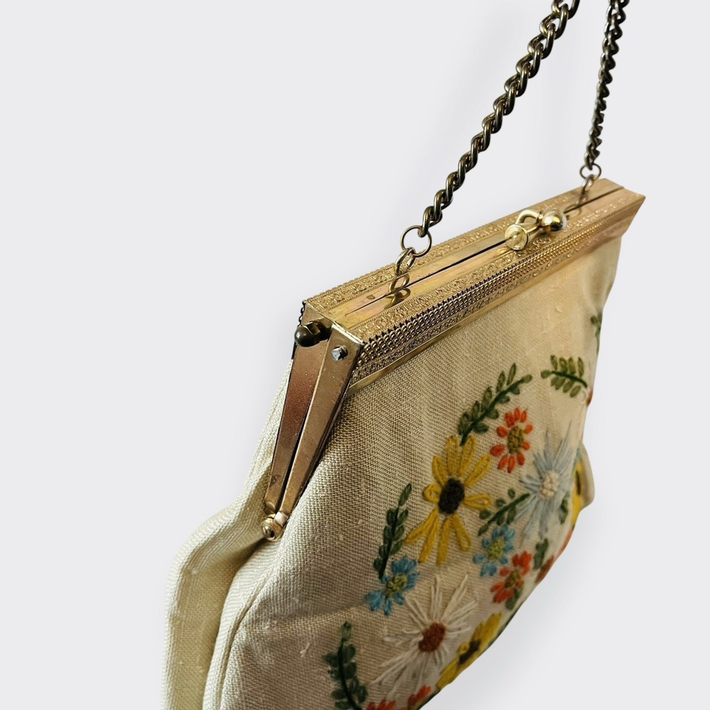 Vintage Crewel Floral Embroidery Bag Gold‎ Frame Needlepoint Off White Clutch - Picture 8 of 12